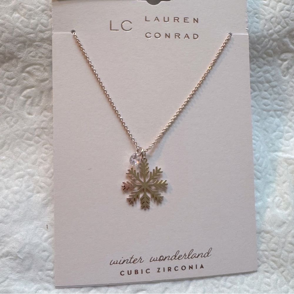 LC Lauren Conrad gold Snowflake Pendant Necklace